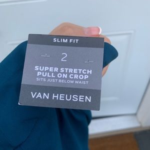 Brand new Van Heusen crop work pants